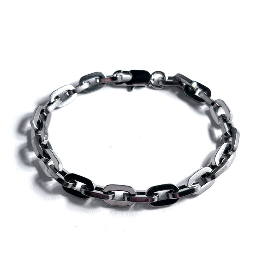 Thick Flat Rectangle Link Chain Bracelet in Silver